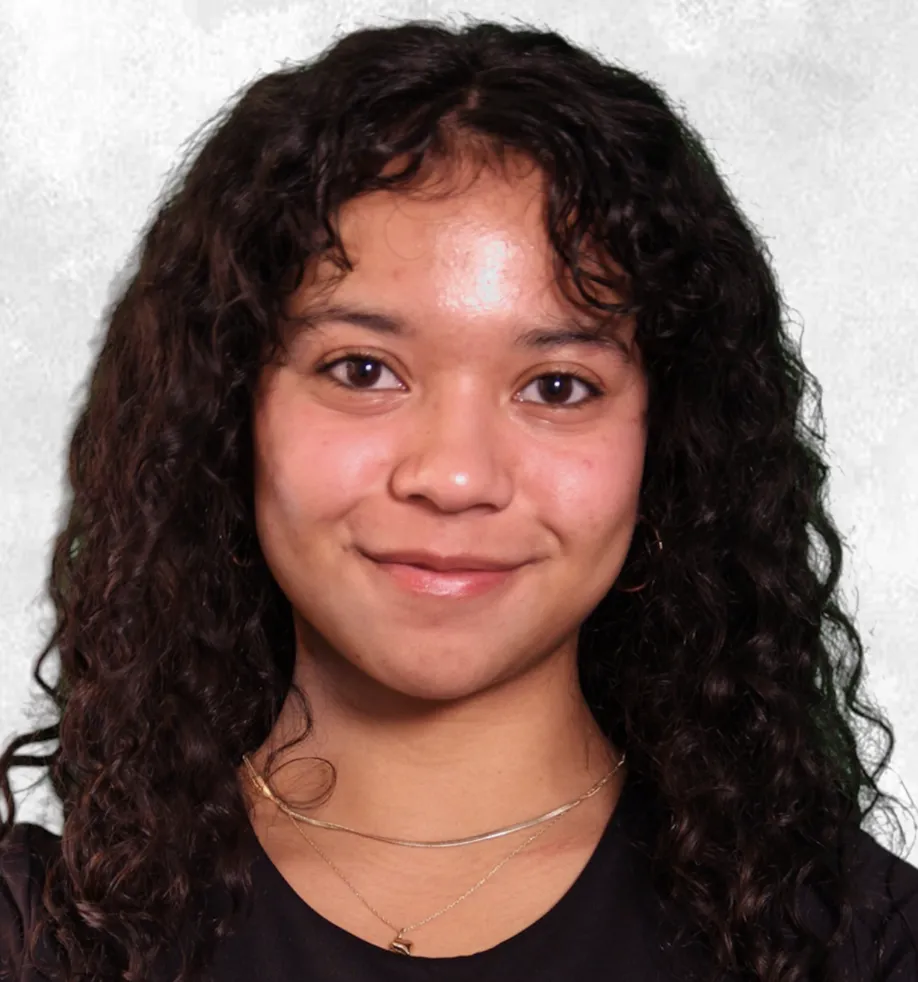 Image of Kimberly Abbas 